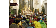 Aussendung der Sternsinger im Hohen Dom zu Fulda (Foto: Karl-Franz Thiede)